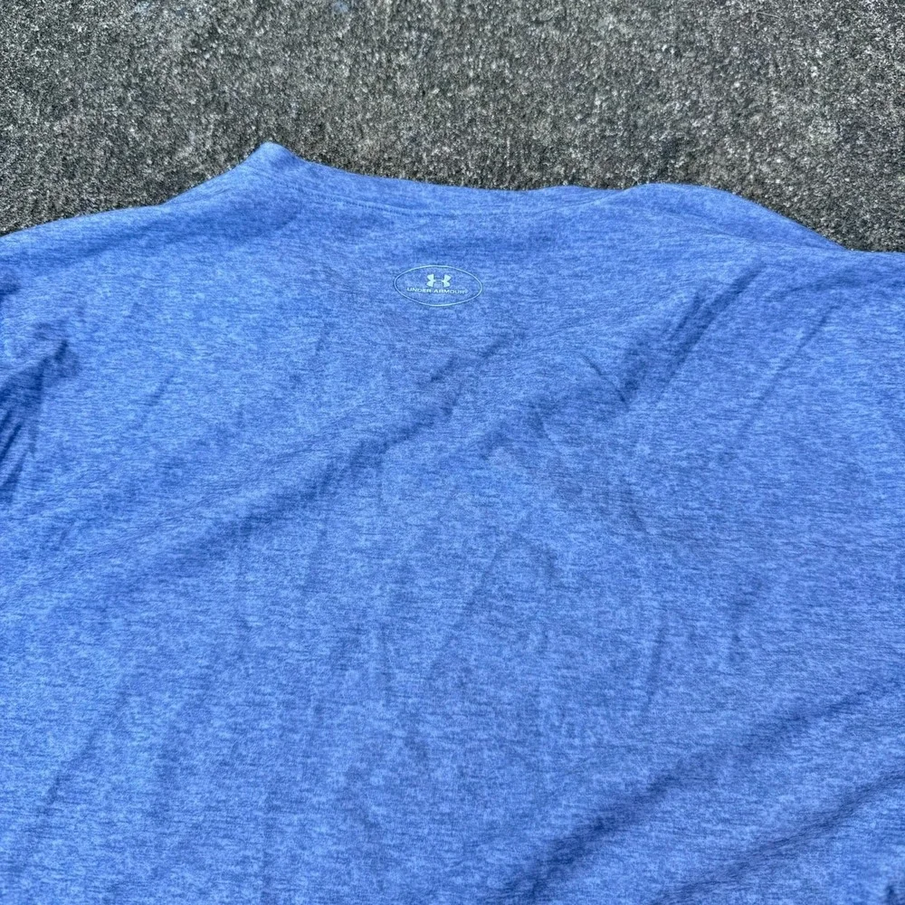 Under Armour Long Sleeve V-Neck Shirt Modern Girls XL Light Blue Heather Tee Top - Picture 3 of 6